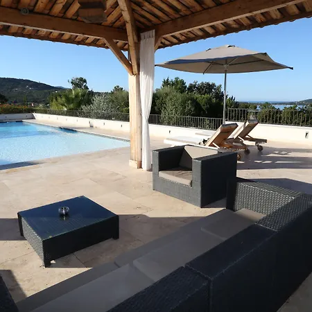 ホテル Kalliste &