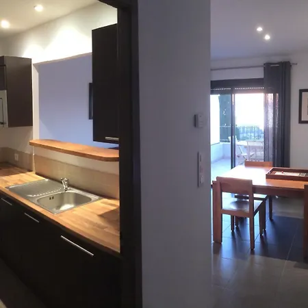 ホテル Kalliste & Molini