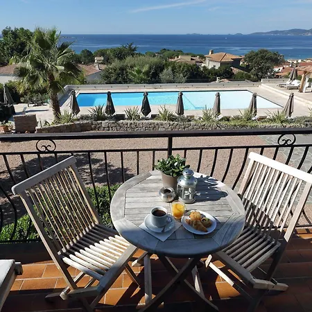 Hotel Kalliste &